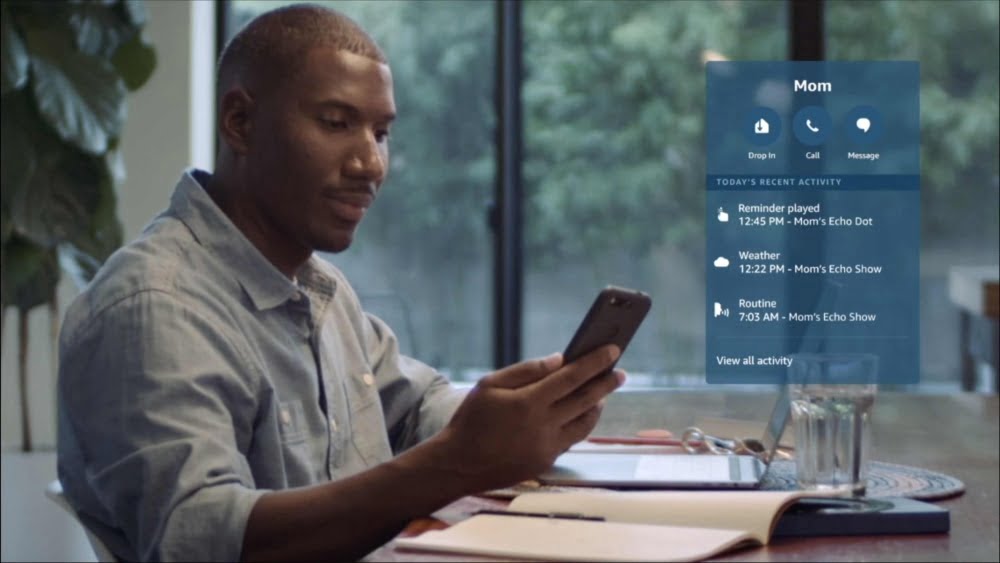 Das Amazon Care Hub sendet Meldungen an die Alexa App.