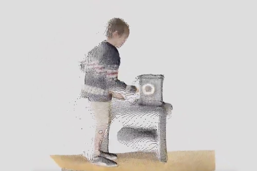 iPhone_12_Pro_Lidar_3D_Video_Junge_mit_Gong